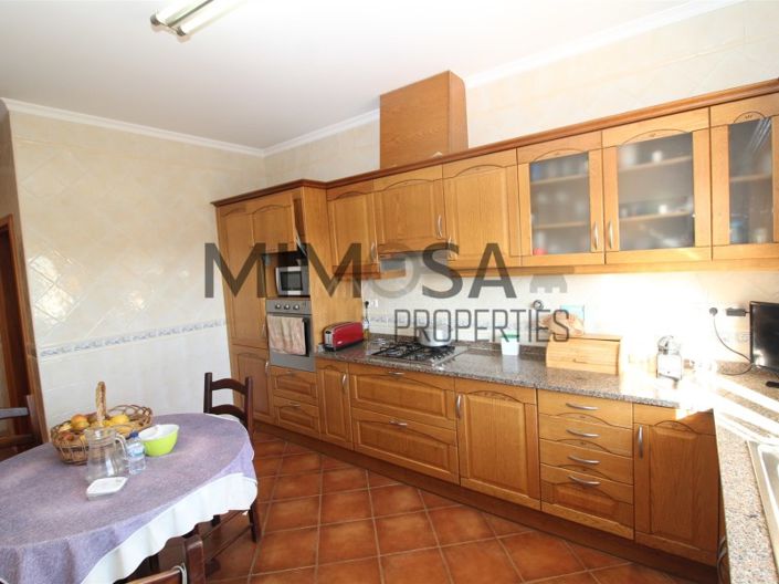 Image No.9-3 Bed House for sale