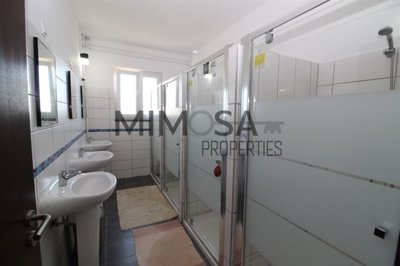 8fefd064-4ab8-4ba6-a809-eba53daf36f4