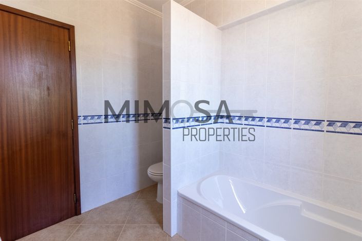 Image No.19-Maison de 6 chambres à vendre à Lagos