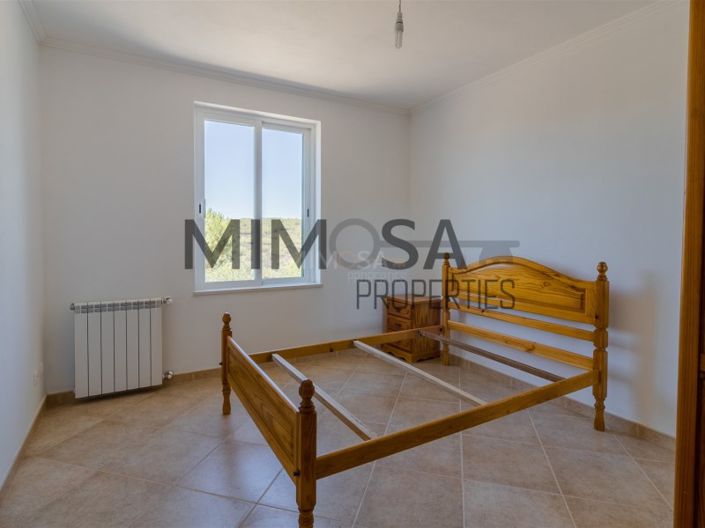 Image No.23-4 Bed Farmhouse for sale