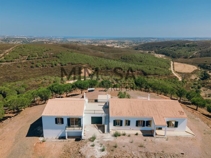 Image No.38-4 Bed Farmhouse for sale