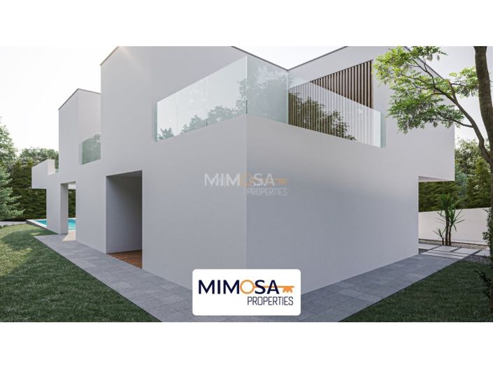Image No.4-4 Bed House for sale