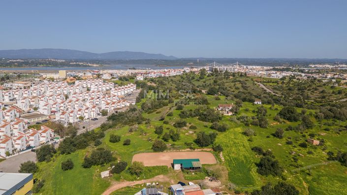 Image No.15-3 Bed House for sale