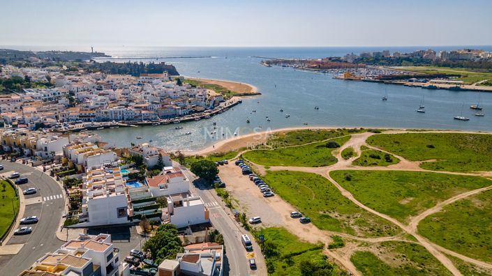 Image No.9-3 Bed House for sale