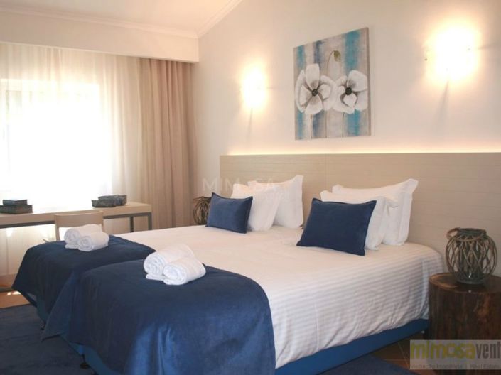 Image No.8-1 Bed House for sale
