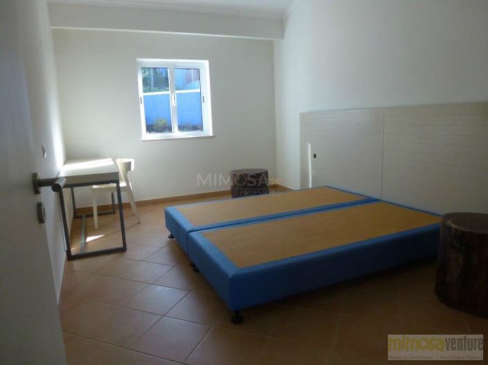 Image No.13-1 Bed House for sale