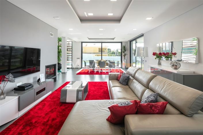 Image No.10-Propriété de 3 chambres à vendre à Estômbar