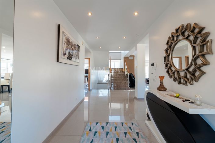 Image No.7-4 Bed House for sale