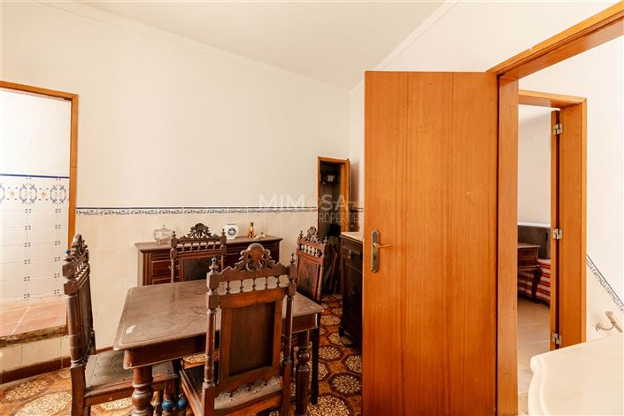 Image No.11-3 Bed House for sale