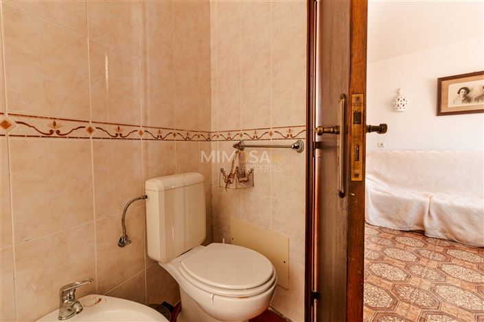 Image No.18-3 Bed House for sale