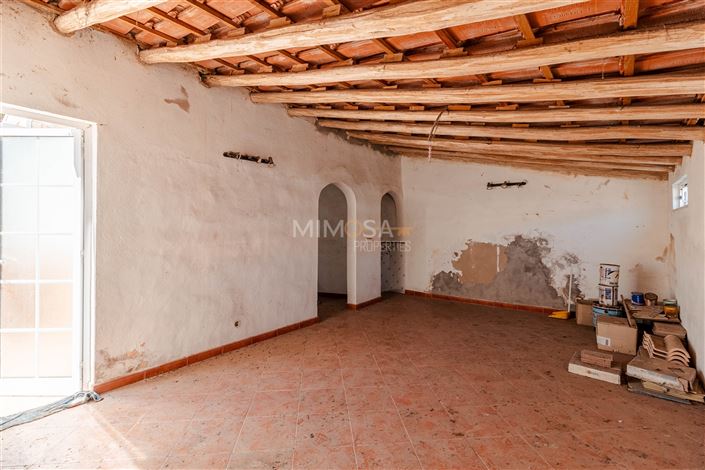 Image No.24-3 Bed House for sale