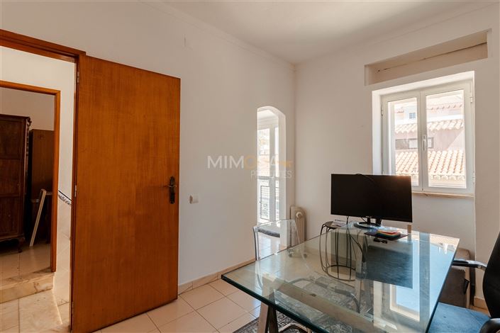 Image No.6-3 Bed House for sale