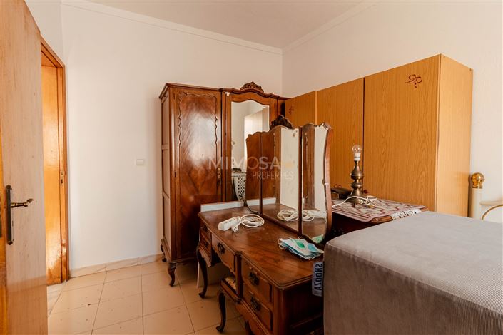 Image No.9-3 Bed House for sale