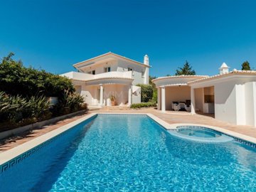 1 - Lagos, House