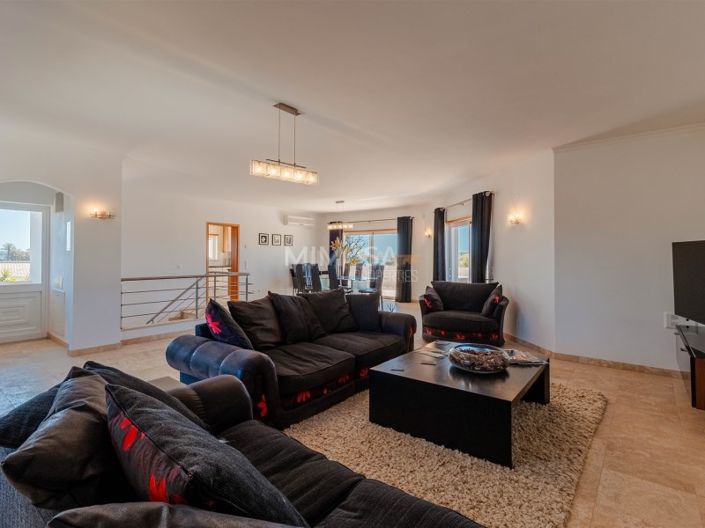 Image No.13-4 Bed House for sale