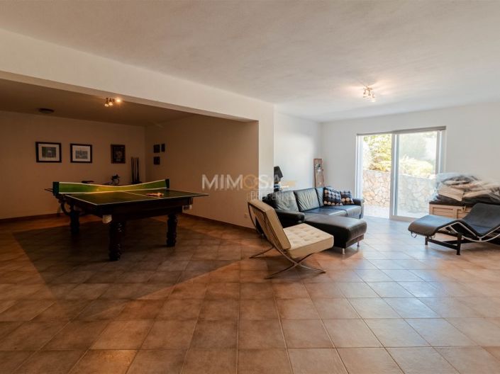Image No.45-4 Bed House for sale