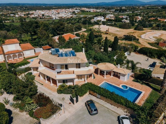 Image No.54-4 Bed House for sale