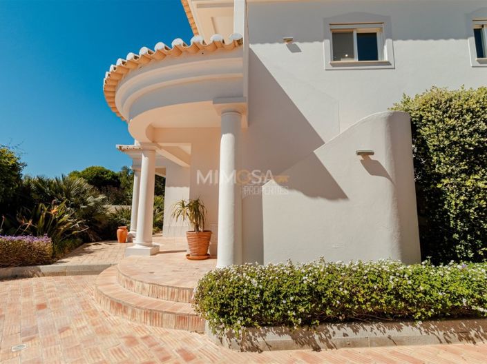 Image No.7-4 Bed House for sale