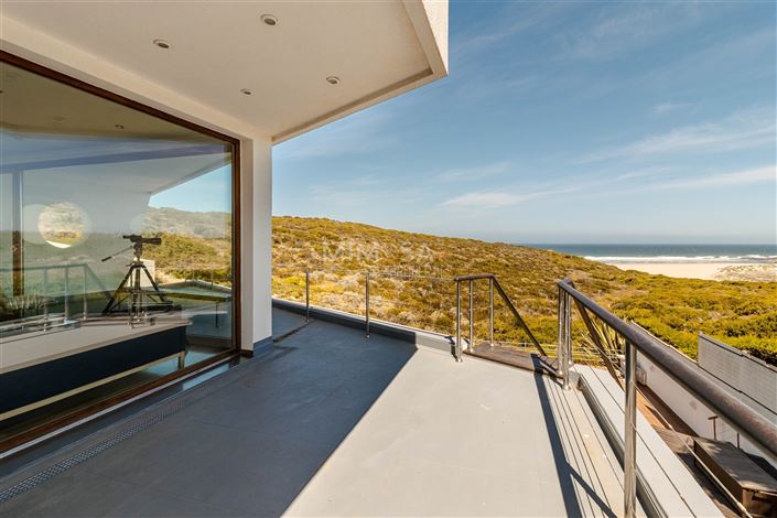 Image No.11-7 Bed House for sale