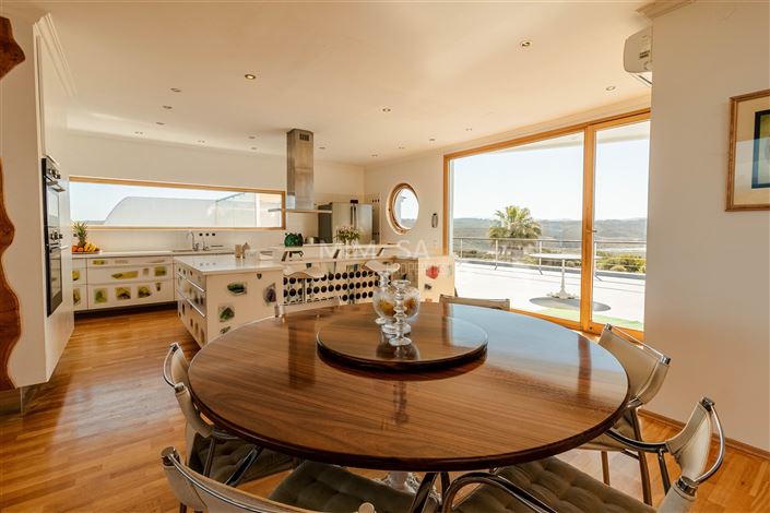 Image No.13-7 Bed House for sale