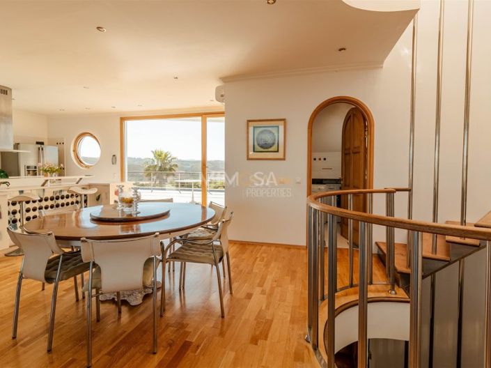 Image No.19-7 Bed House for sale