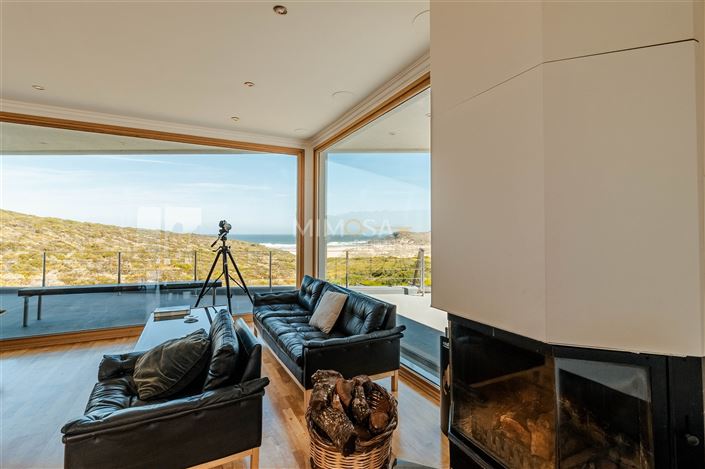 Image No.24-7 Bed House for sale