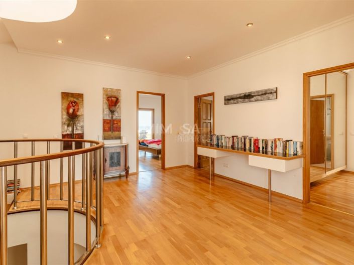 Image No.29-7 Bed House for sale