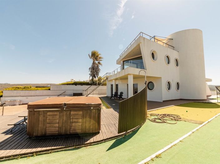 Image No.4-7 Bed House for sale