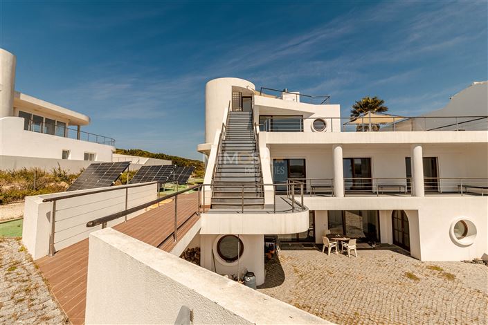 Image No.7-7 Bed House for sale