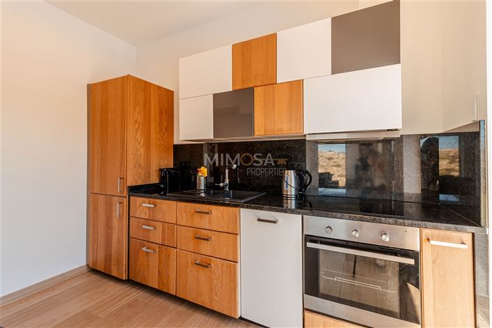 Image No.11-3 Bed House for sale