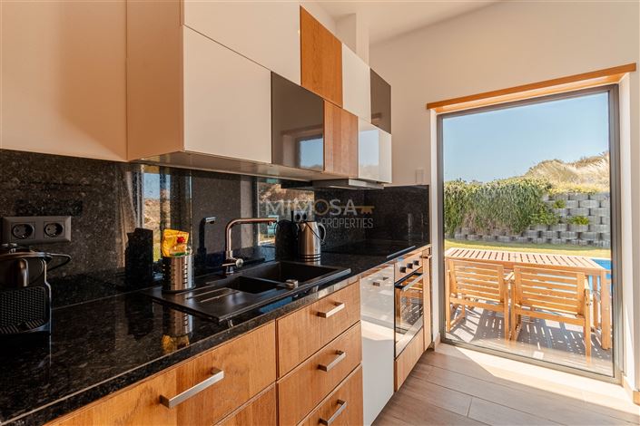 Image No.12-3 Bed House for sale