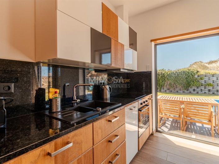 Image No.13-3 Bed House for sale