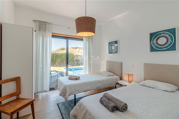 Image No.16-3 Bed House for sale