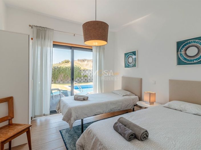 Image No.17-3 Bed House for sale