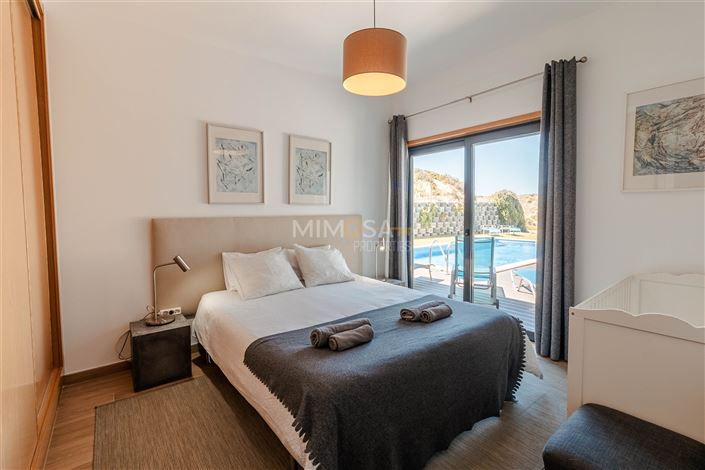 Image No.20-3 Bed House for sale