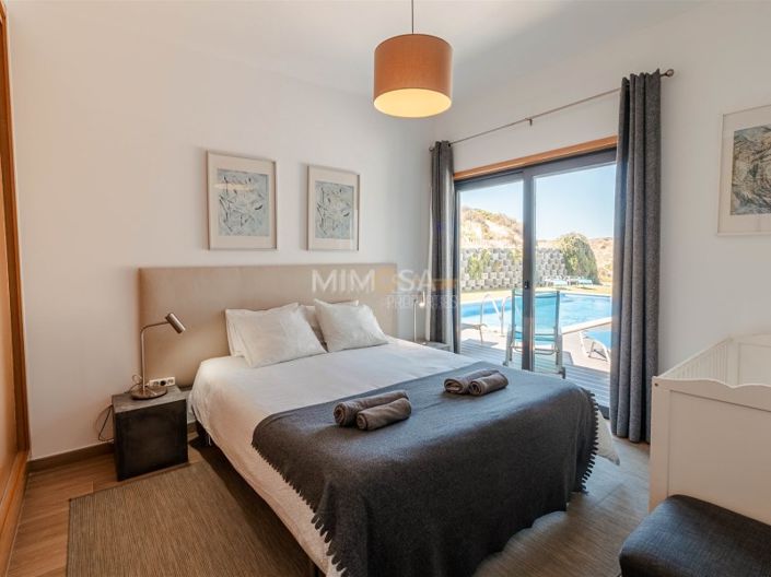 Image No.21-3 Bed House for sale