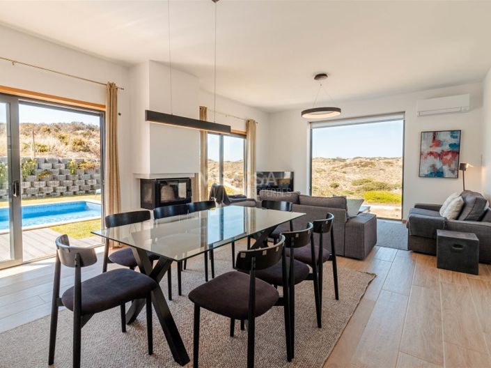 Image No.6-3 Bed House for sale