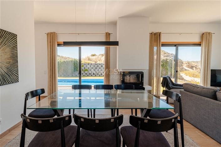 Image No.7-3 Bed House for sale