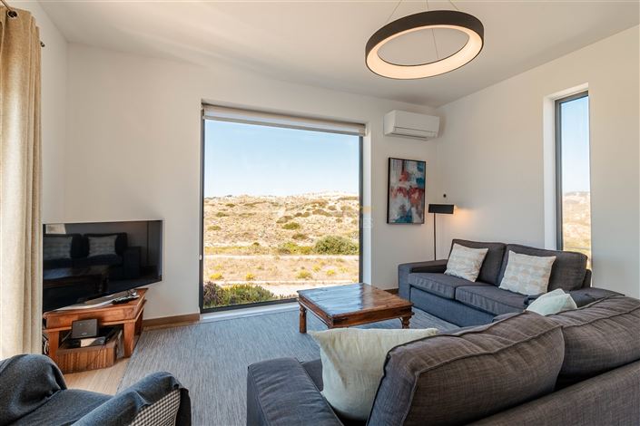 Image No.8-3 Bed House for sale