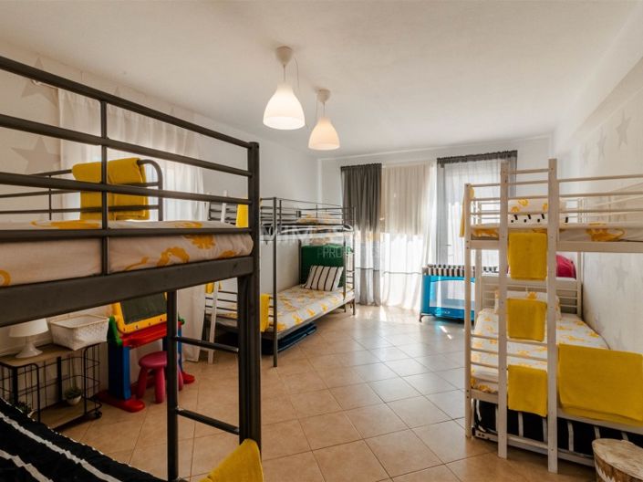 Image No.13-4 Bed House for sale