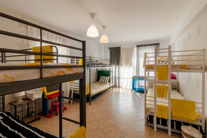 Image No.13-4 Bed House for sale