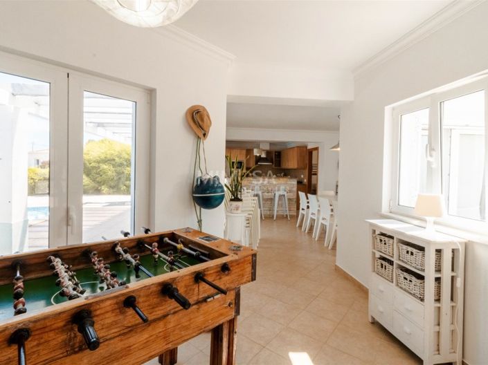 Image No.6-4 Bed House for sale