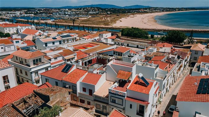 Image No.9-Propriété de 2 chambres à vendre à Lagos