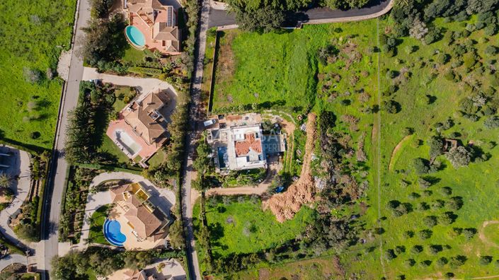 Image No.20-4 Bed House for sale