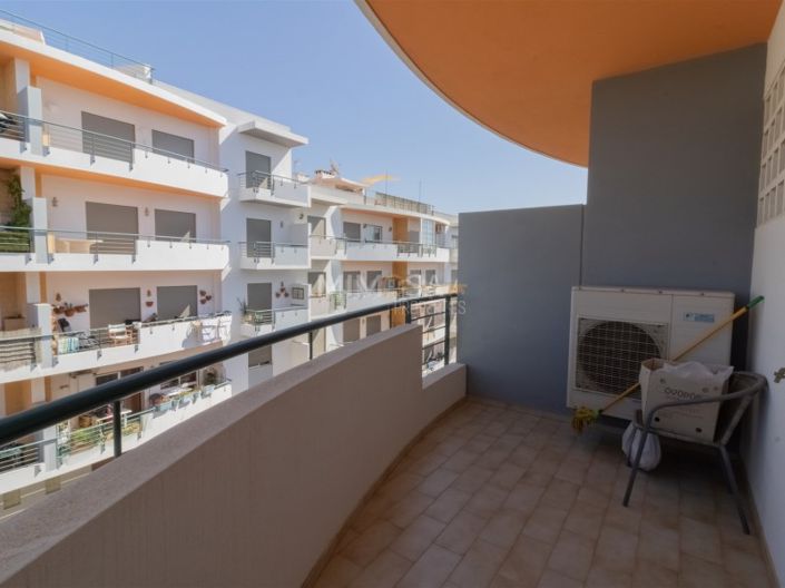 Image No.24-3 Bed Apartment for sale