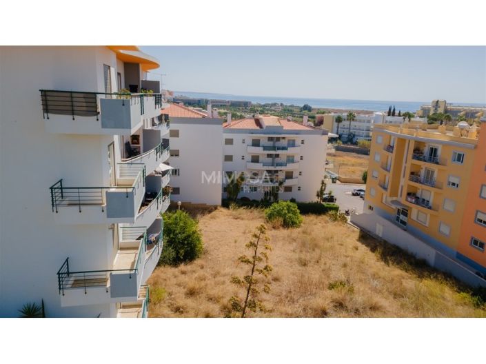 Image No.27-3 Bed Apartment for sale
