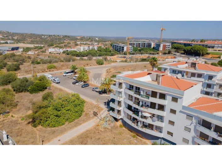 Image No.29-3 Bed Apartment for sale