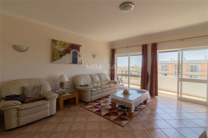 Image No.3-Appartement de 3 chambres à vendre à Lagos