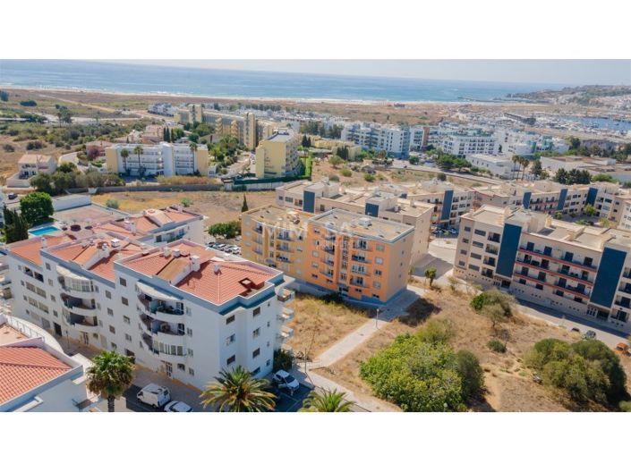 Image No.33-3 Bed Apartment for sale