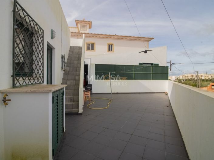 Image No.14-3 Bed House for sale
